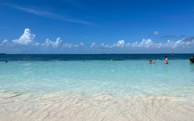 Traumreise an einen Strand