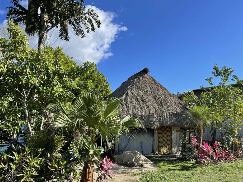 geführte Traumreise nach Mexiko Chiapas kleine Hütte im Dschungel